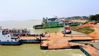 Govt constructing 45 terminal pontoons for river ports: Khalid  