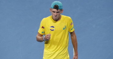 Alex de Minaur out of Australian Open with abdominal strain
