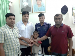 Rescued child handed over to relatives in Chandpur