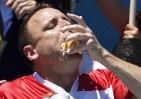 We have a wiener! Joey Chestnut eats 71 hot dogs for title